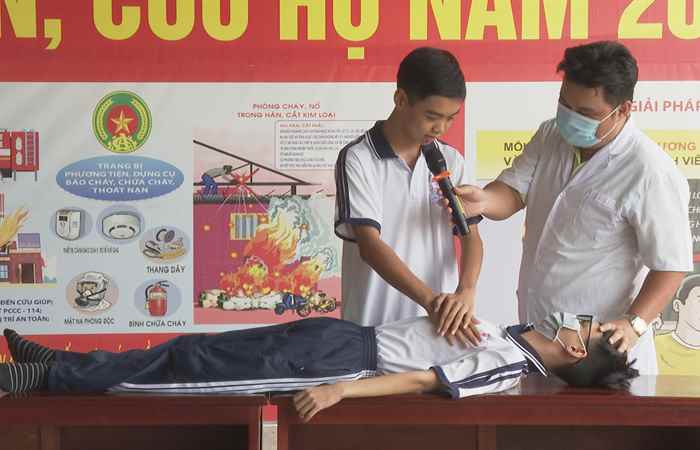 Thực hành trải nghiệm công tác Phòng cháy, chữa cháy và cứu nạn, cứu hộ dịp hè 2024 (18-06-2024)
